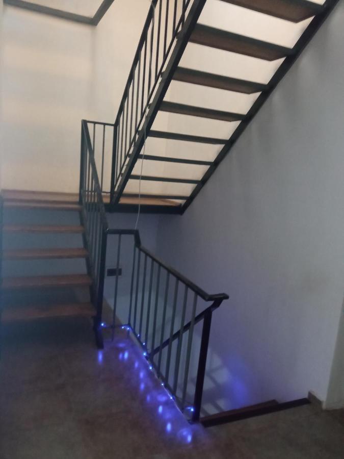 מחינג'אורי Guest House Junona מראה חיצוני תמונה