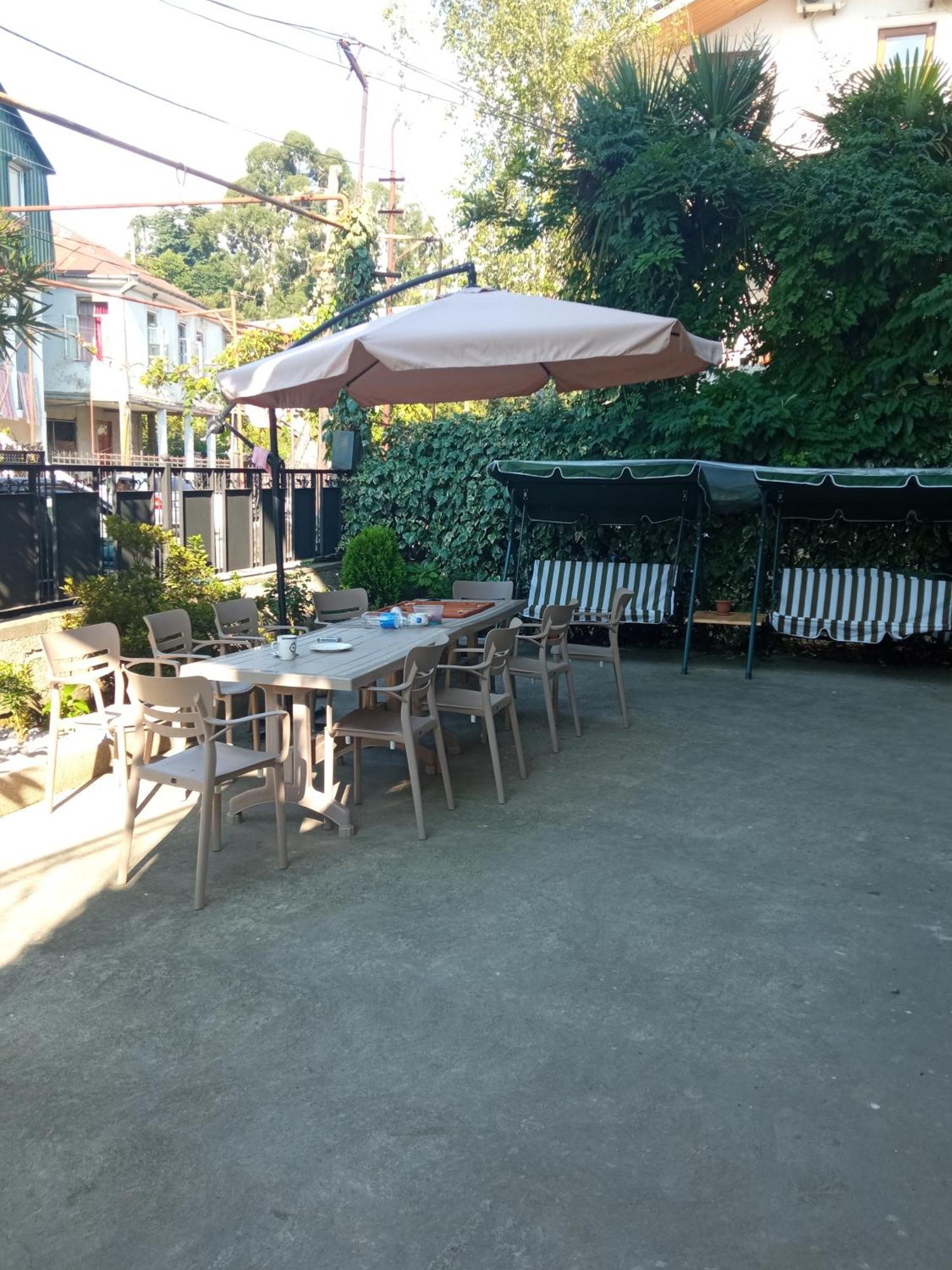 מחינג'אורי Guest House Junona מראה חיצוני תמונה