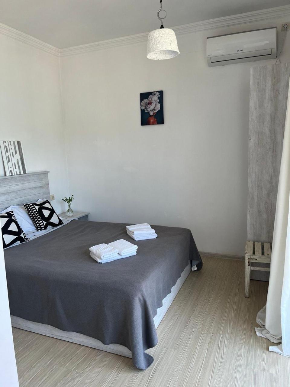 מחינג'אורי Guest House Junona מראה חיצוני תמונה